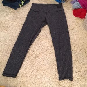 Seven pairs of workout leggings size large